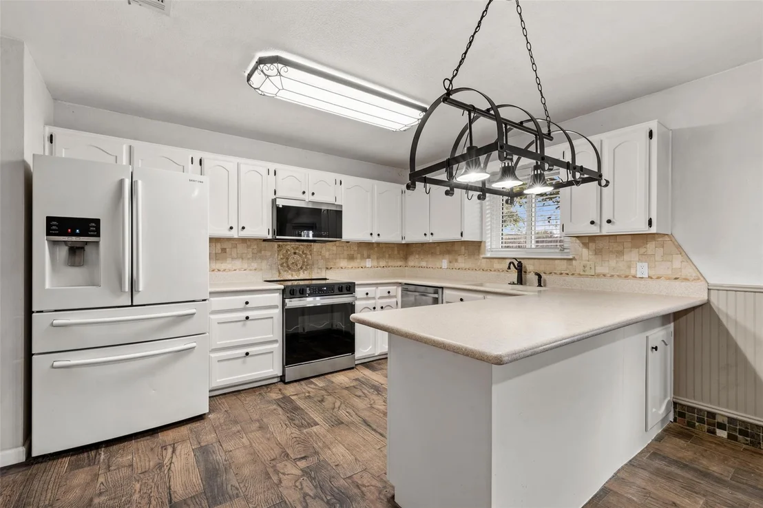 Photo of 812 Regina Drive