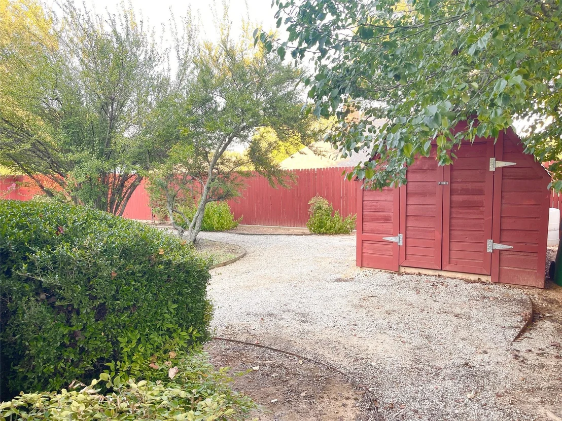 Photo of 634 Maplewood Drive