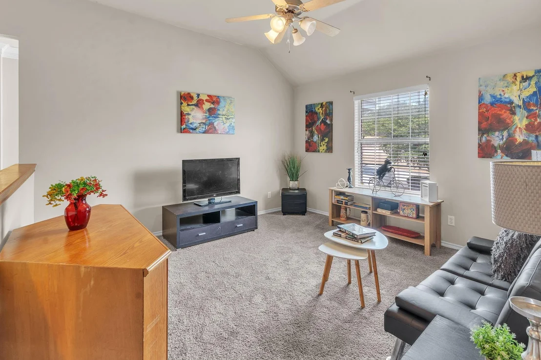 Photo of 333 Coach House Circle