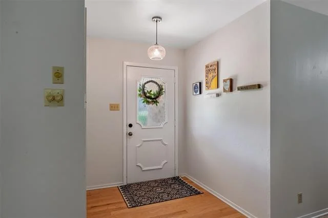 Photo of 354 Royal Circle