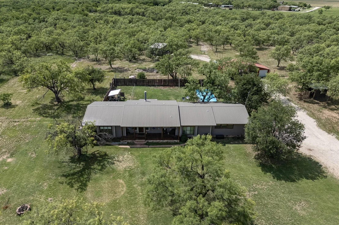 Photo of 7144 County Road 487