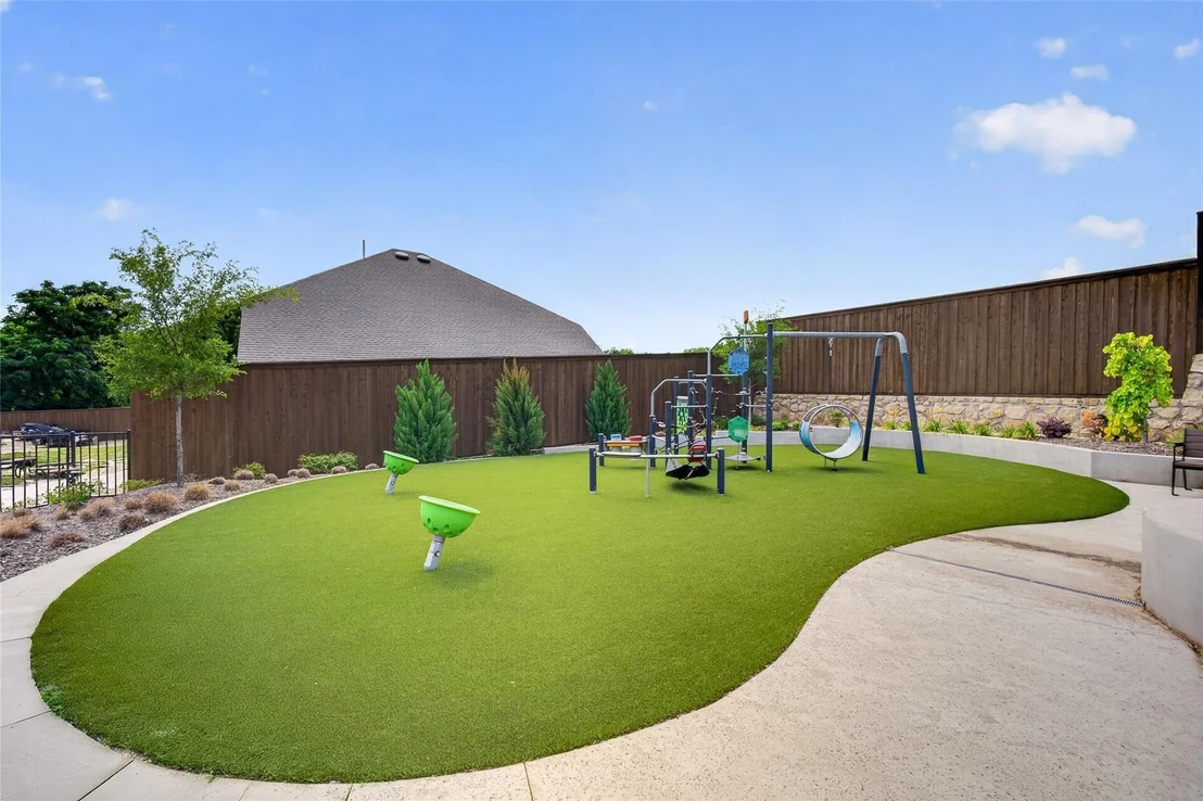 Photo of 9620 Mav Lane