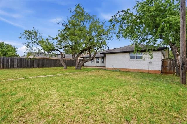 Photo of 1626 N Bowie Drive