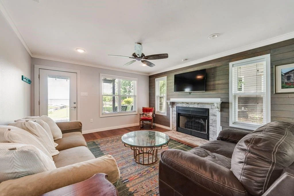 Photo of 1016 Shoreline Drive