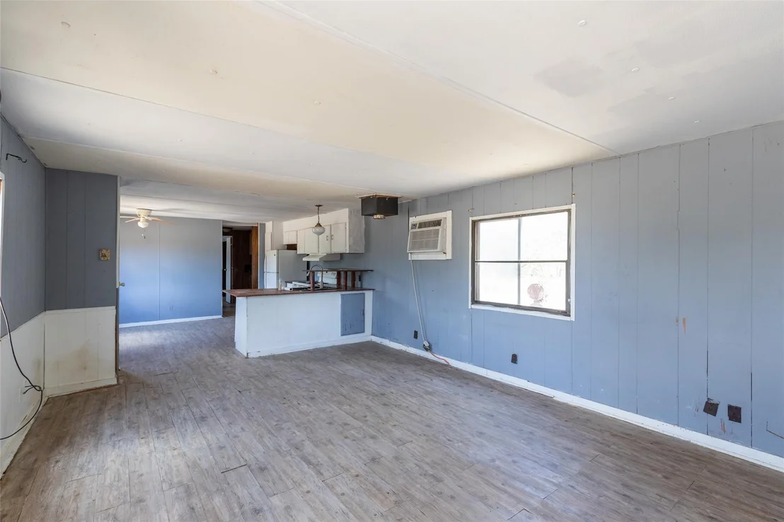 Photo of 1186 Private Road 2431