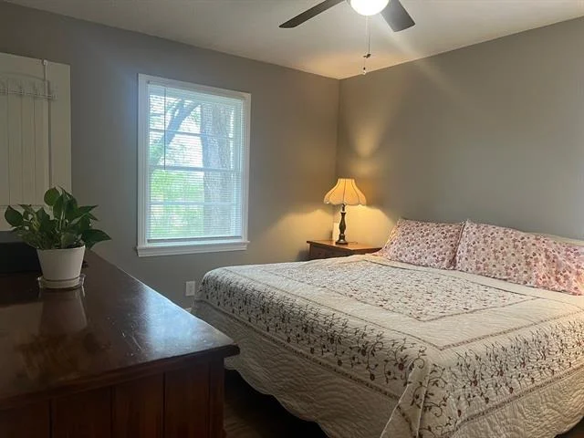 Photo of 1305 Hillcrest Drive