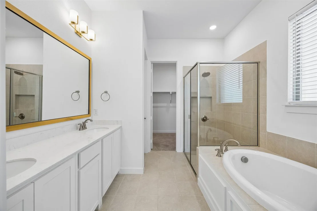 Photo of 708 Kendall Lane