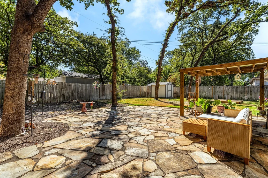 Photo of 805 Clover Park Drive