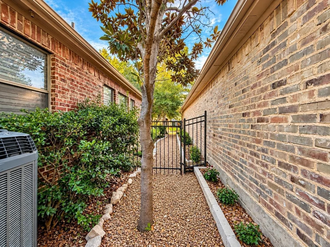 Photo of 768 Ashleigh Lane