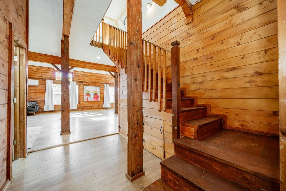 Photo of 691 Bear Road