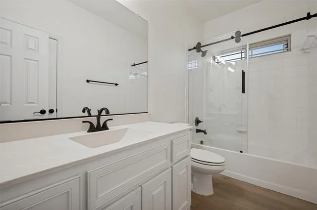 Photo of 213 Lake Way