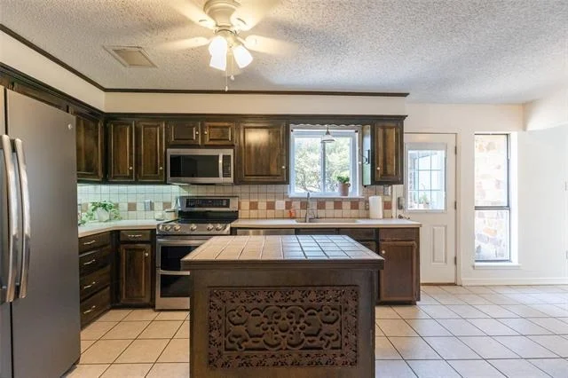 Photo of 617 Green Valley Drive