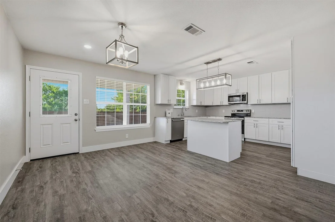 Photo of 566 Mccraw Lane