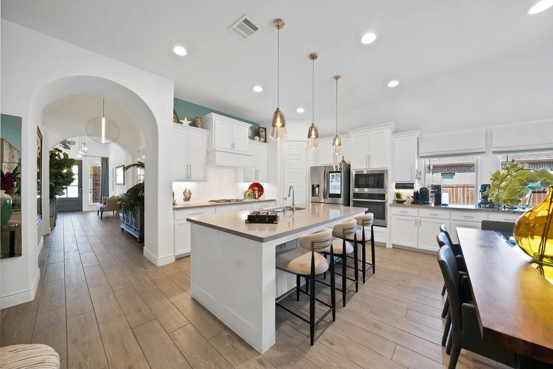 Photo of 808 Knoxbridge Road