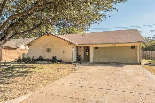 Photo of 4108 Longleaf Lane