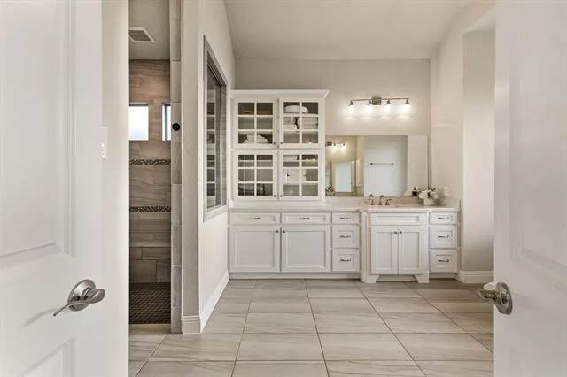 Photo of 710 Almeda Lane