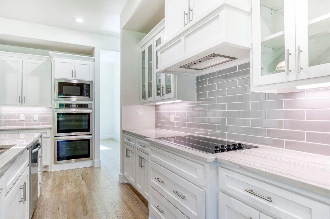 Photo of 1044 Hidden Oaks Drive