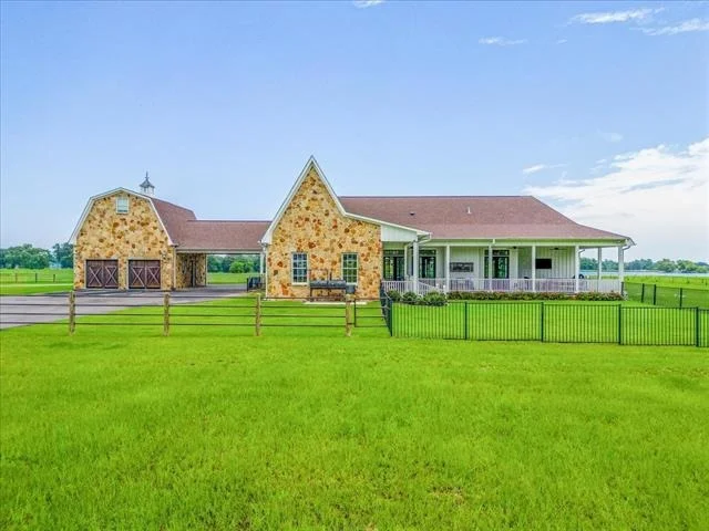Photo of 548 County Road 2301