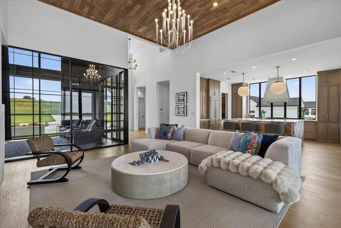 Photo of 1141 Beacon Shore Road