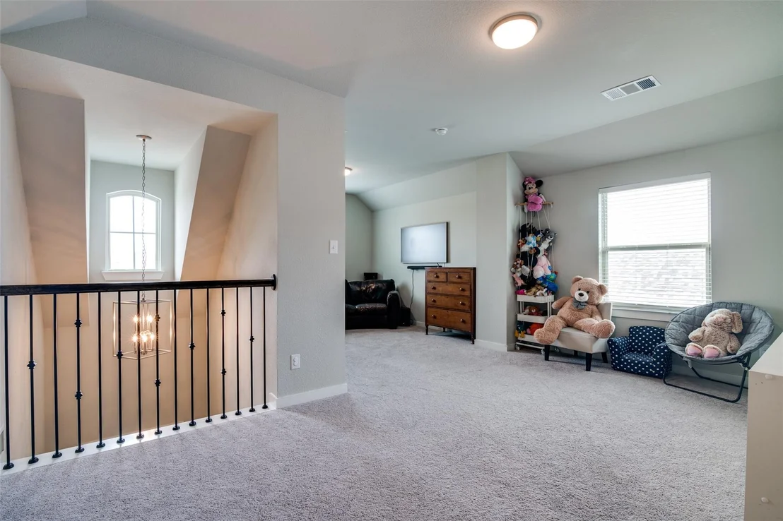 Photo of 1549 Sugarberry Drive