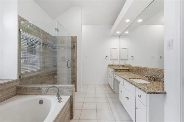 Photo of 1736 Forest Glen Drive