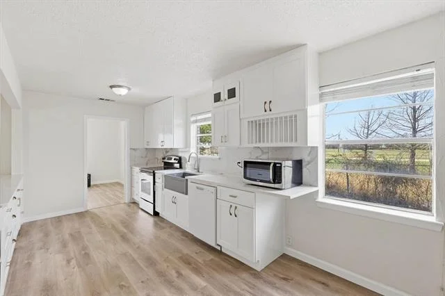 Photo of 3913 Hickox Road