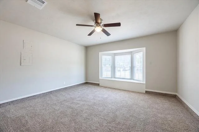 Photo of 301 Bellaire Drive