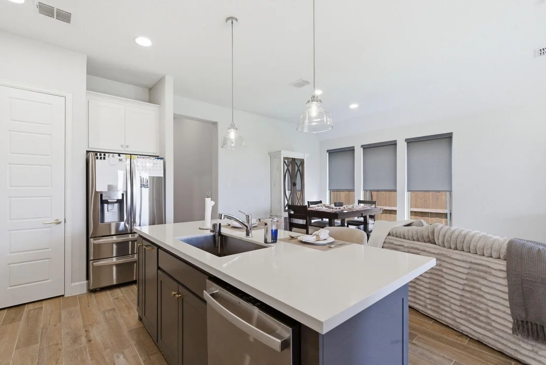 Photo of 915 Winter Cherry Lane