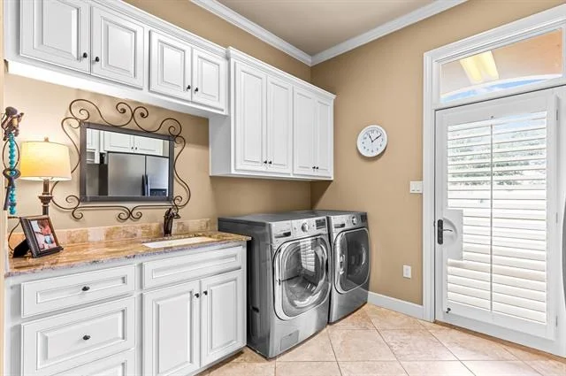 Photo of 4334 La Hacienda Drive