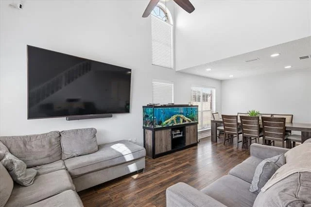 Photo of 2211 Cromwell Drive