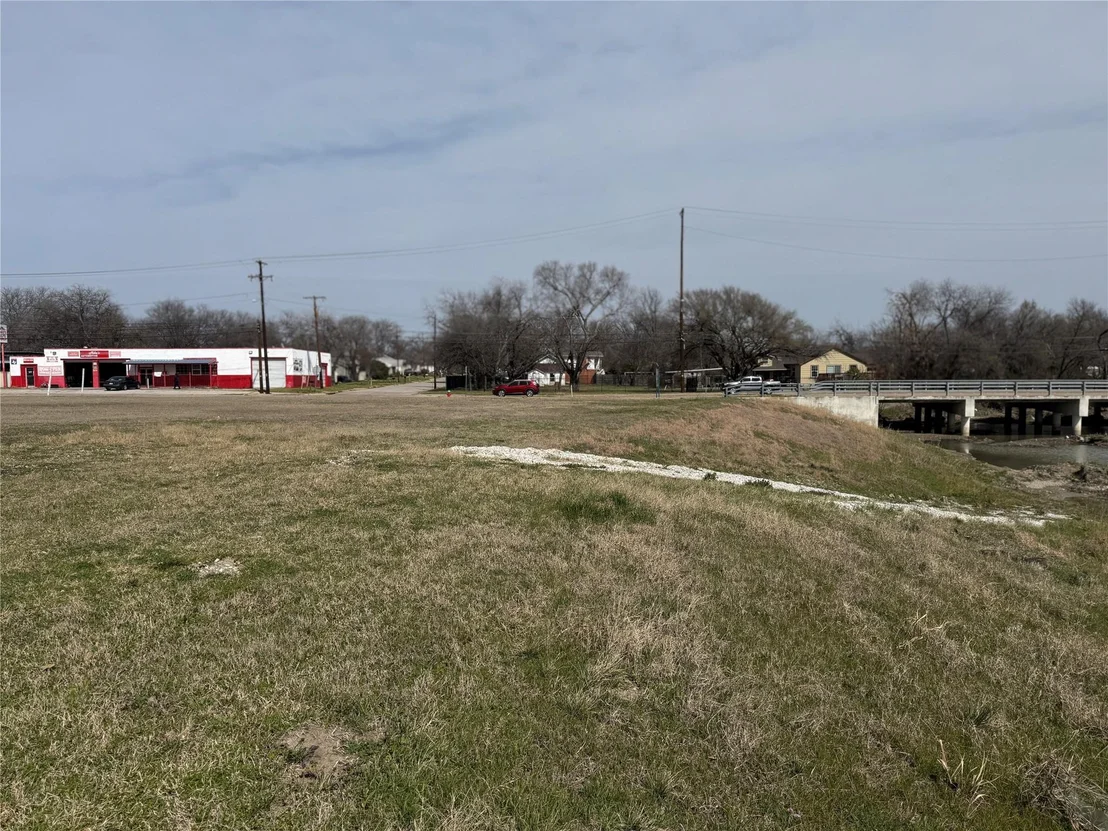 Photo of 7945 White Settlement Road