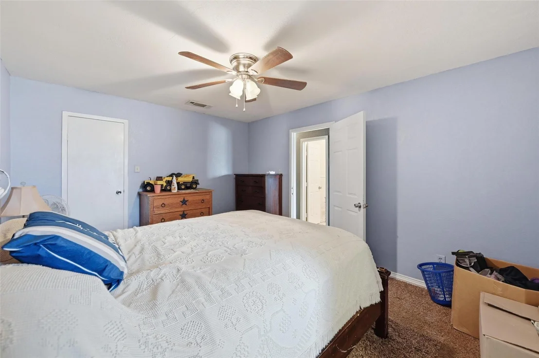 Photo of 905 Brookhaven Drive