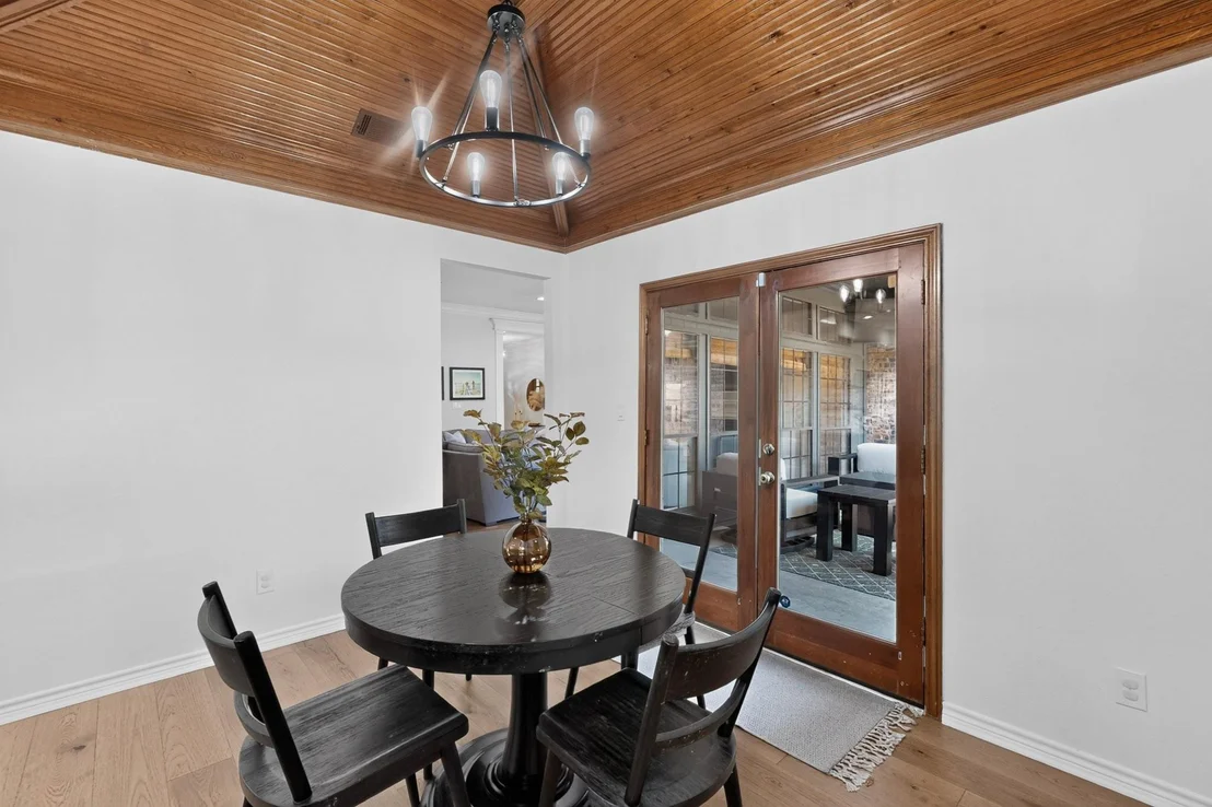 Photo of 7347 Williamswood Drive