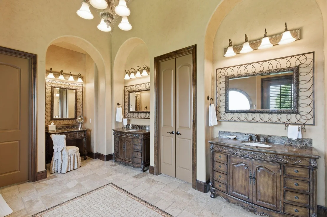Photo of 1100 Tuscany Terrace