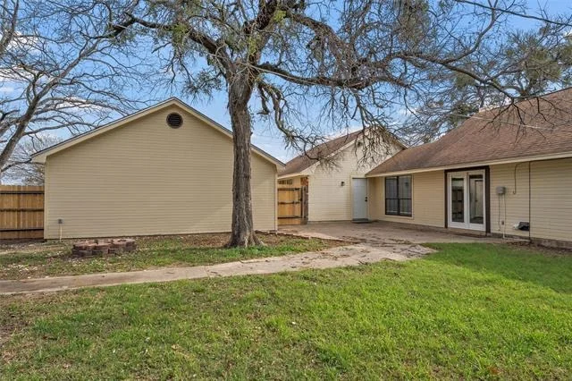 Photo of 9101 Midway Drive