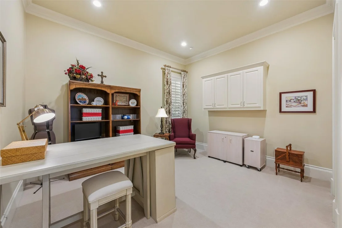 Photo of 6350 Memorial Drive