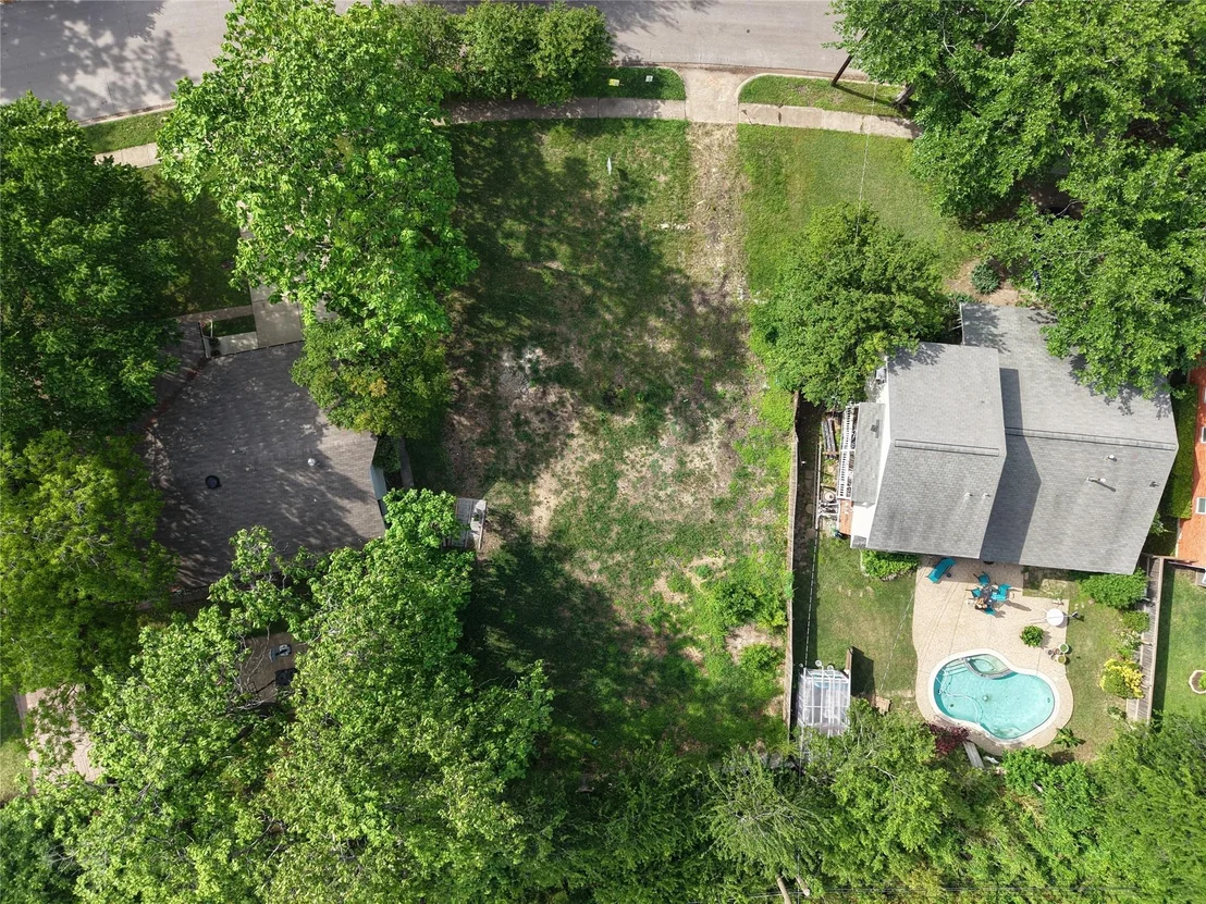 Photo of 7231 Syracuse Drive
