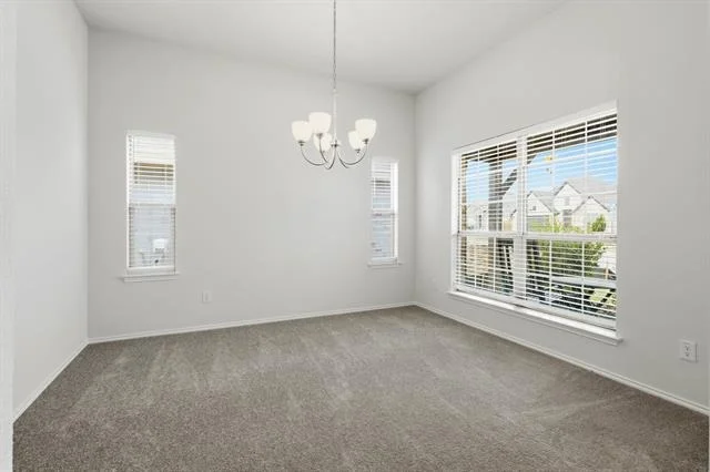 Photo of 908 Madeline Lane