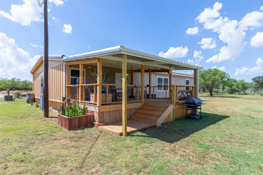 Photo of 7167 Spinks Road