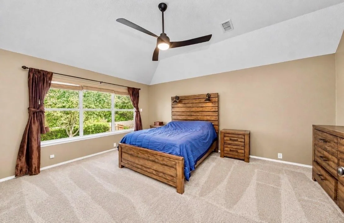 Photo of 1808 Lacey Oak Lane