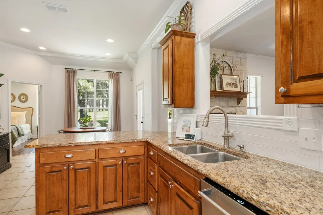 Photo of 1109 Robbins Road