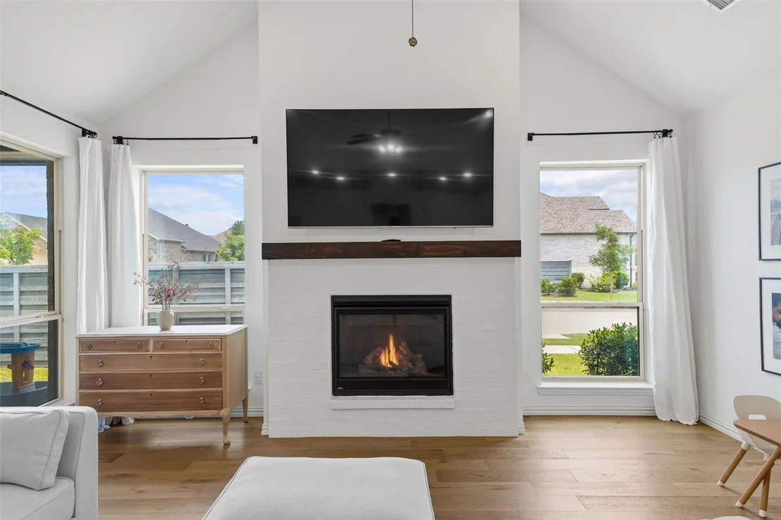 Photo of 6012 Mapleshade Way