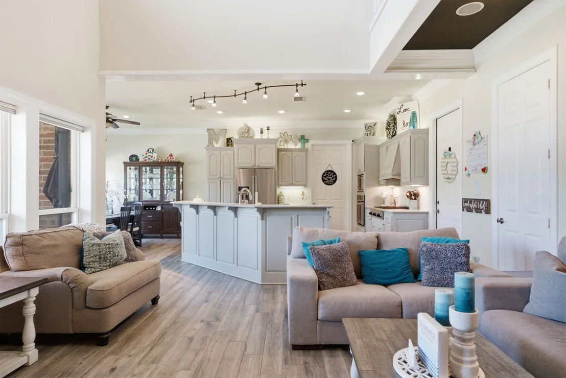 Photo of 10936 Deer Creek Drive