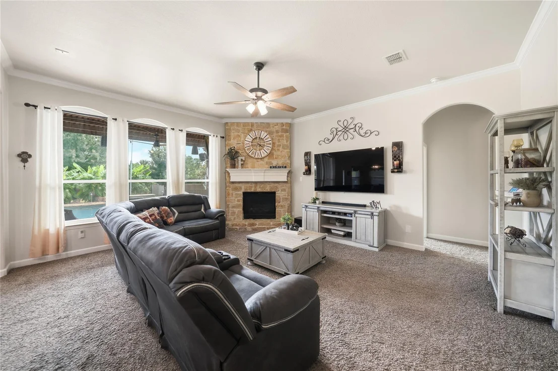Photo of 1003 Killian Drive