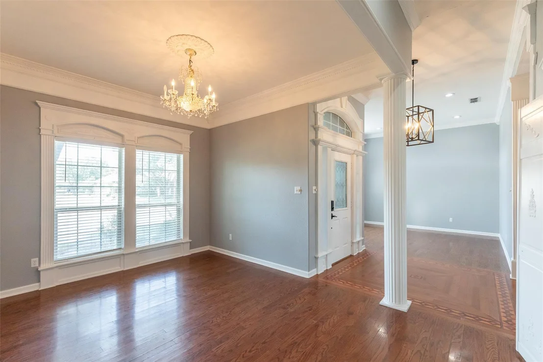 Photo of 1418 Kingwood Circle