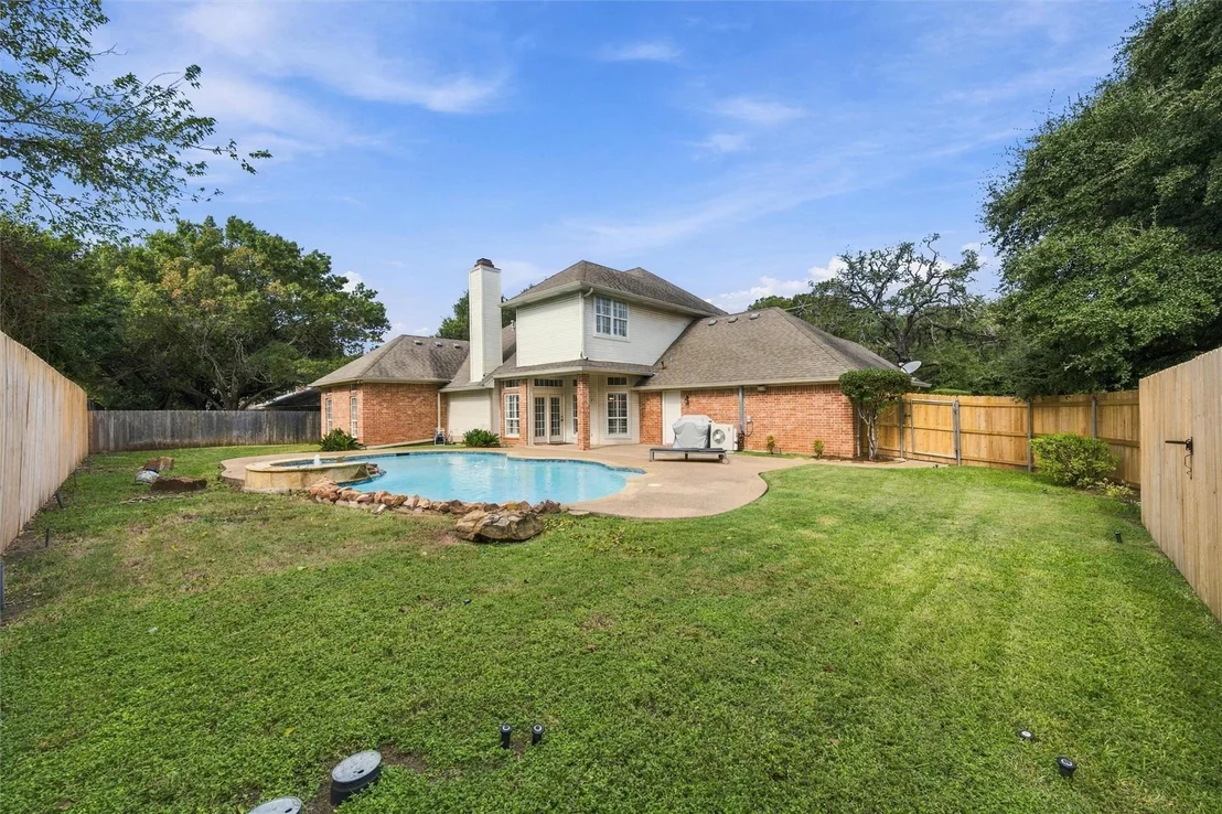 Photo of 7918 Old Mcgregor Road