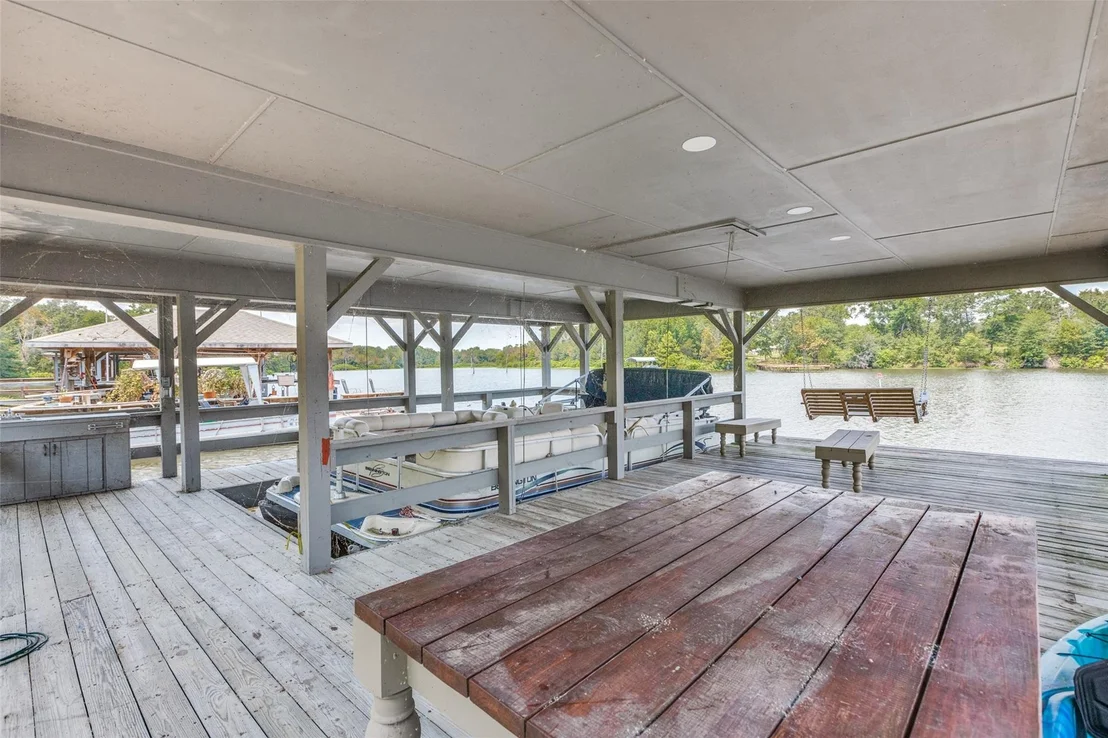 Photo of 605 Private Road 5881