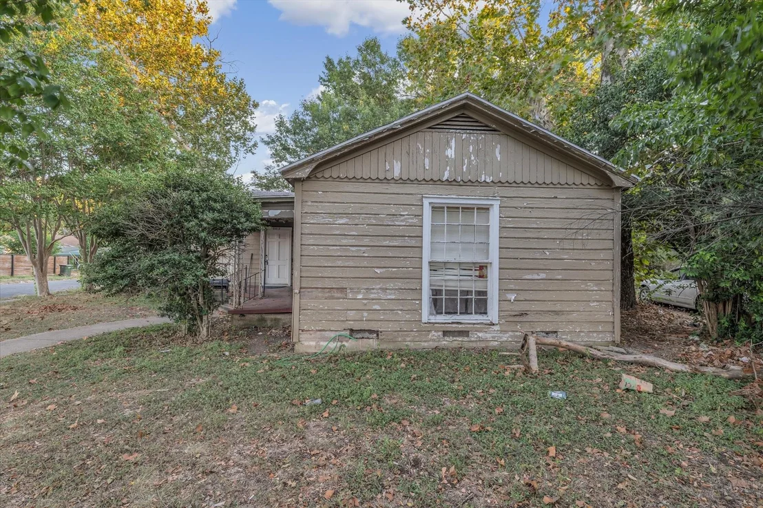Photo of 3412 Brook Circle