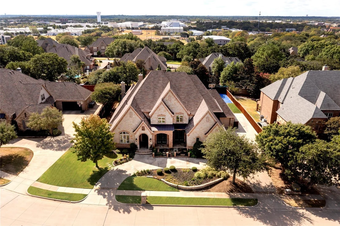 Photo of 2109 Miracle Point Drive