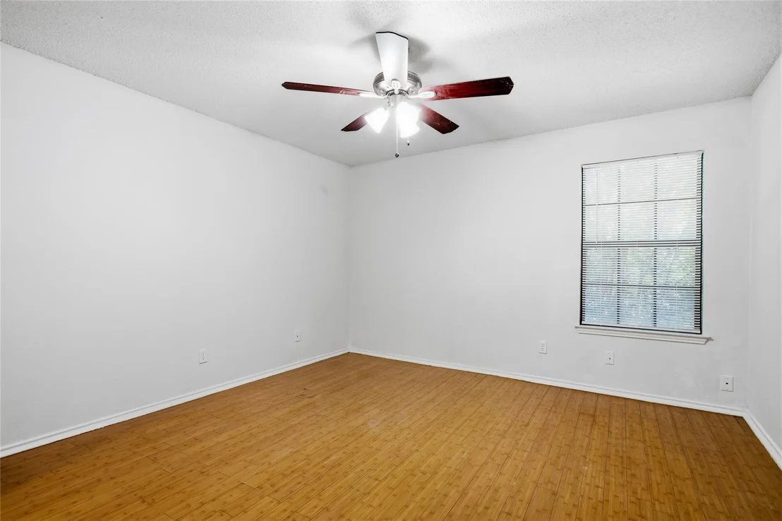 Photo of 2022 Minnie Drive